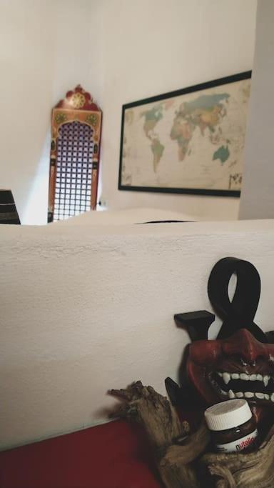 Villa Casa Colorista En El Casco Antiguo à Alicante Extérieur photo
